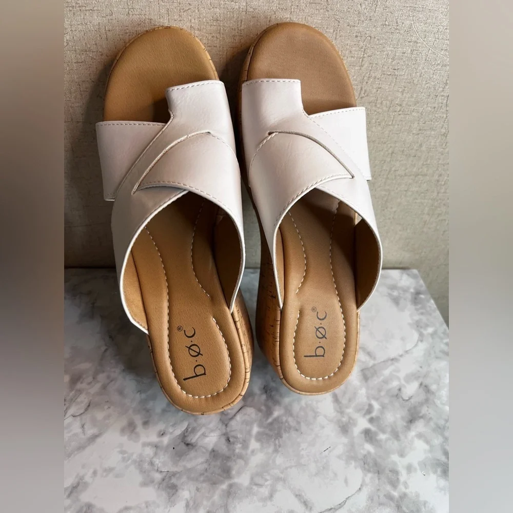b.o.c. White Cork Wedge Sandals 8M